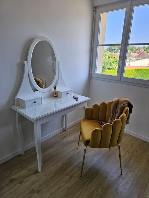 Maison Le Bois Petit Mouy Luaran gambar