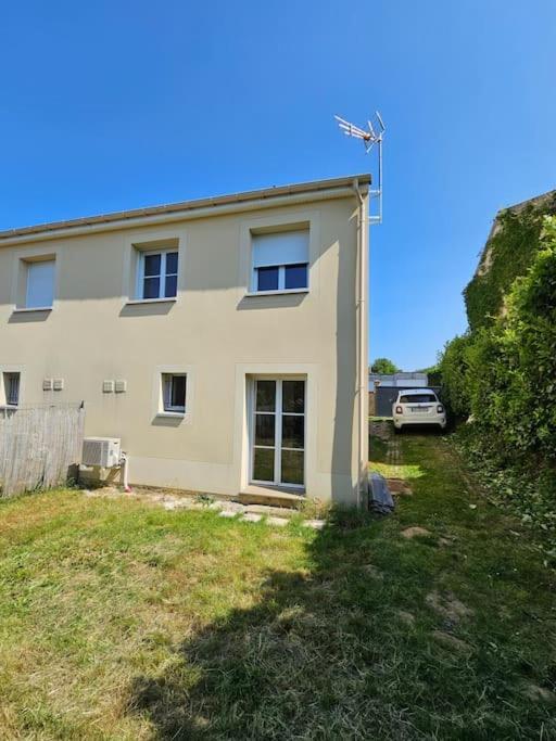 Maison Le Bois Petit Mouy Luaran gambar